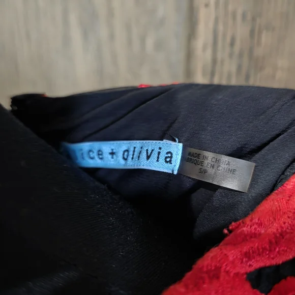 Alice + Olivia Black and Red Floral Lace Tank Top - Picture 3 of 4